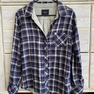 Long sleeve, plaid top - very soft!